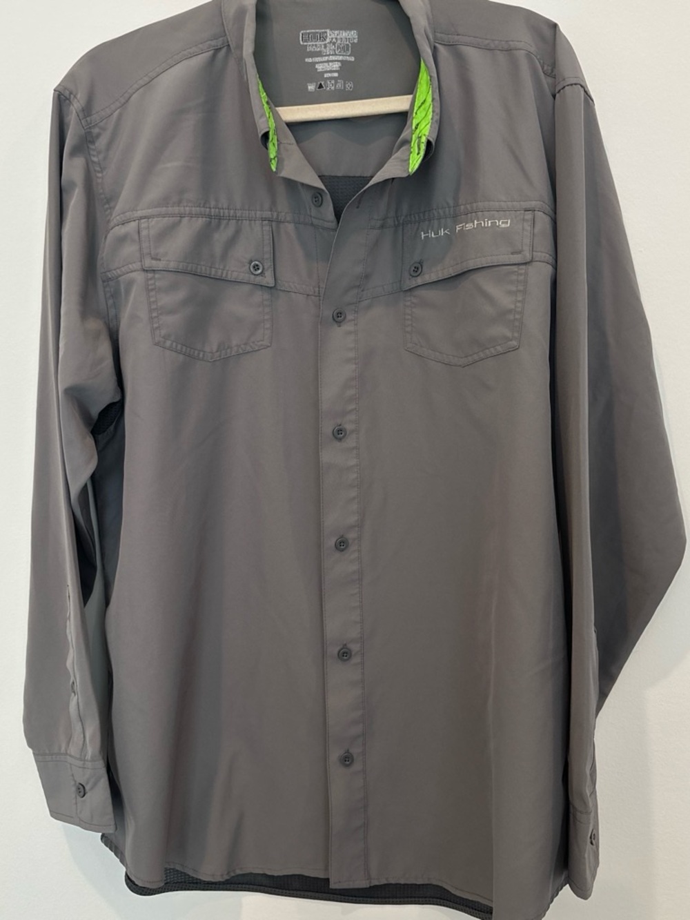 Huk Men's Gray Performance Fishing Shirt Jacket with Lime Accent